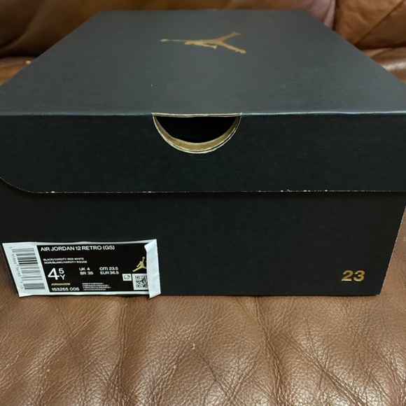 Nike Air Jordan 12’s Playoffs 2022 (GS) - Picture 7 of 8